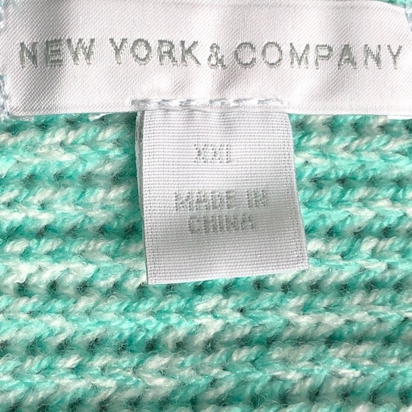 NY & Co Cable Knit Sweater - Picture 4 of 4